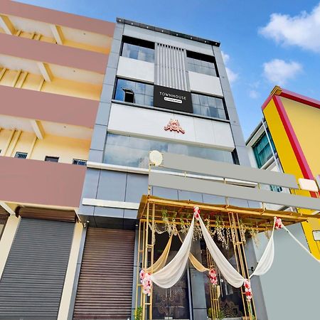Super Townhouse Anisabad Near Mahavir Sansthan Khagaul Exteriér fotografie